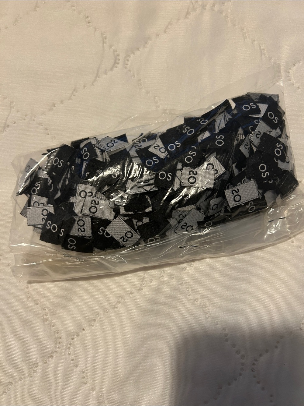 One-size Black Tags for apparel